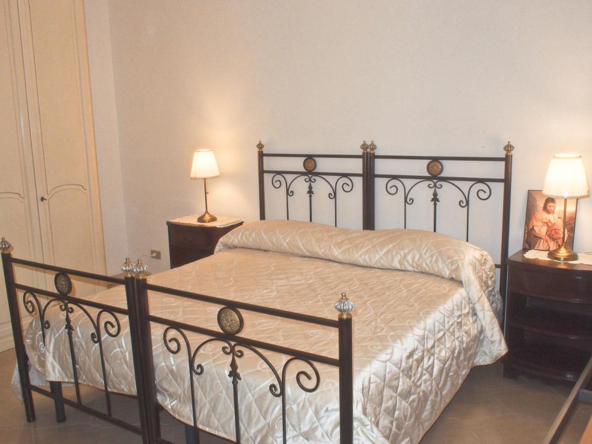 Villa Palmira Quadrelle 外观 照片
